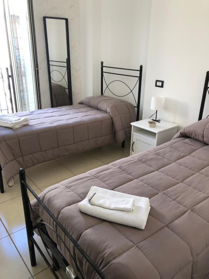 הוילה קטאניה Terrazza Fama מראה חיצוני תמונה